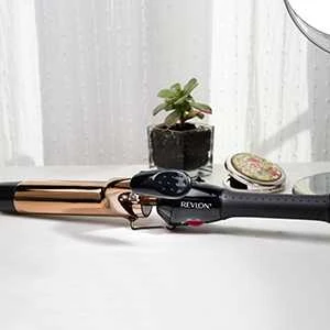 Revlon - Pro Collection Rose Gold garbanojimo geležis 32 mm