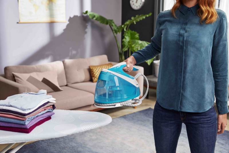 „Philips PerfectCare Compact Plus“ garų generatorius lygintuvas GC7920/20 Maksimalus 6,5 baro siurblio slėgis Iki 430 g garų pripūtimas 1,5 l