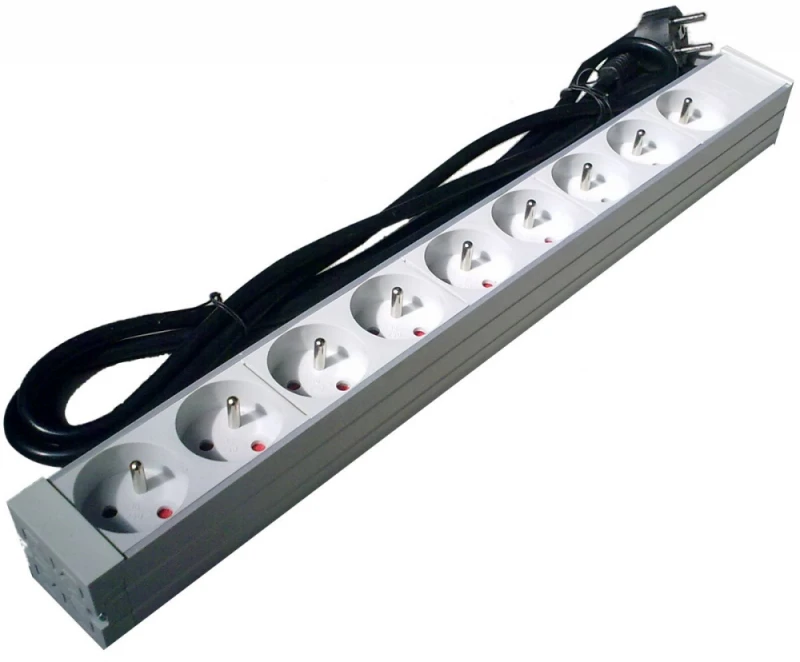 Assmann Electronic DIGITUS A-19-STRIP-3-IMP PDU išėjimo juosta 19 RACK 9xType E 1,8 m laidas su Schuko aliuminio