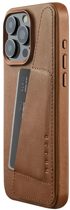 „Trubadour Goods Limited“ „Mujjo“ odinis piniginės dėklas – odinis dėklas, skirtas „iPhone 15 Pro Max“, suderinamas su „MagSafe“ (įdegis)