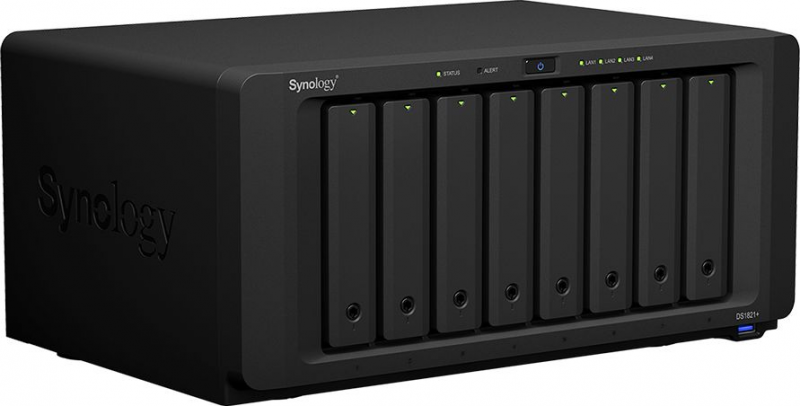 Serveris Synology Sinologija | Bokštas NAS | DS1821+ | Iki 8 HDD/SSD Hot-Swap | AMD Ryzen | „Ryzen V1500B Quad Core“ | Procesoriaus dažnis 2,2 GHz | 4 GB | DDR4