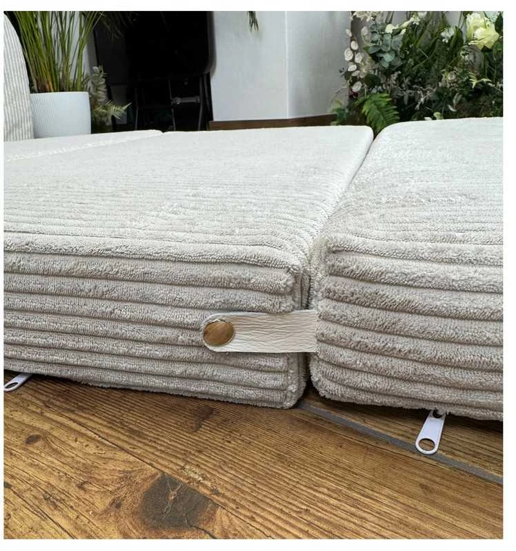 Minkšta modulinė sofa vaikų kambariui kordurojus