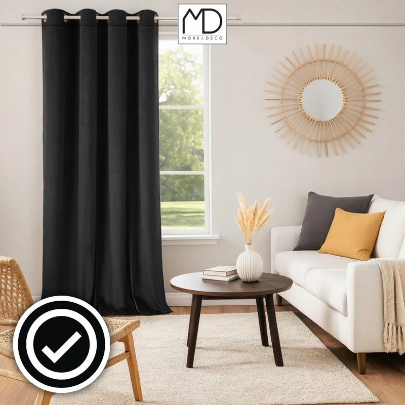 Moredeco Aksominė užuolaida Velvet 140 × 250 cm – juoda/smėlio/grafito/mėlyna/žalia spalva, blackout, su žiedais 1 vnt.