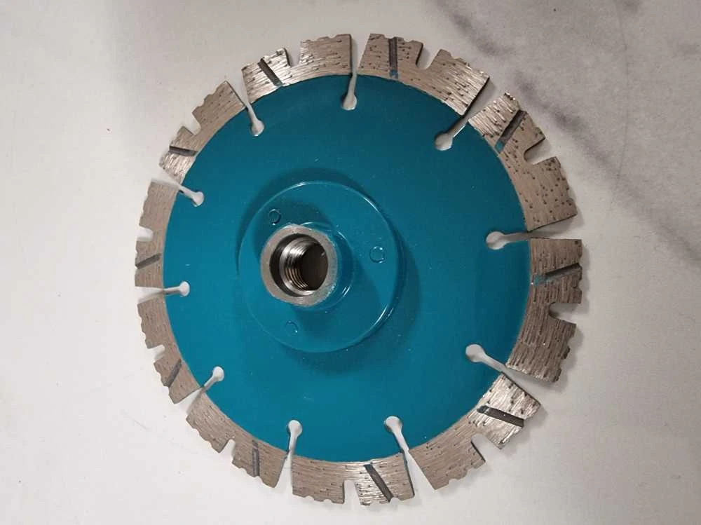 125MM DISTAR TECHNIC ADVANCED Deimantinis diskas su flanšu armuotam betonui