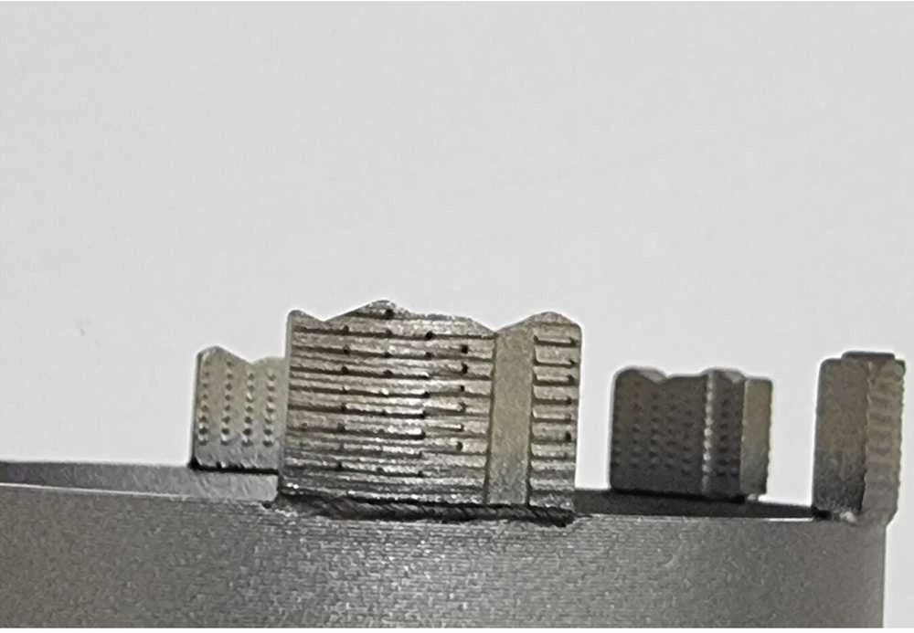 Grąžtas 82 mm Distar RS-X Drill Master deimantinė karūna rozetėms gręžti (6 dantys, angos gale)