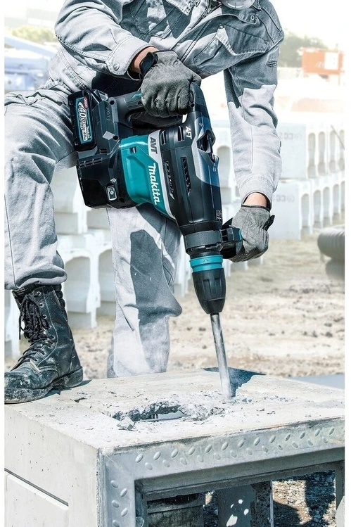 Makita 40V SDS-Max akumuliatorinis perforatorius HR005GM202 su 2vnt x 4.0Ah akum. ir pakrovėju