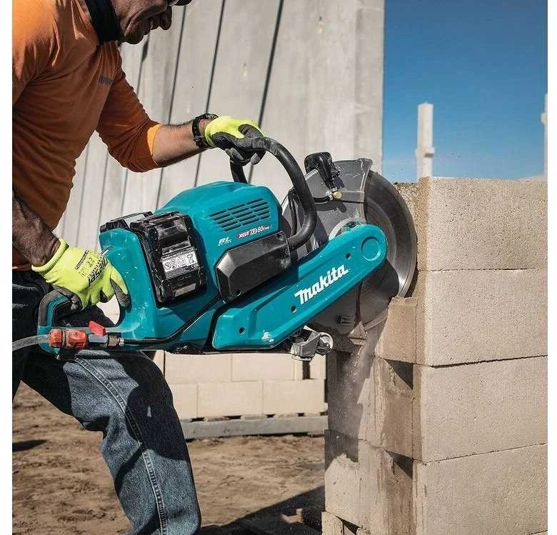 Makita CE001GZ01 Akumuliatorinis pjūklas XGT, 40V MAX x2 (80V MAX), diskas 355mm, max 127mm BL-M, 14.1kg, Be akumuliatorių ir kroviklio! Komplektaciniai diskai E-12996