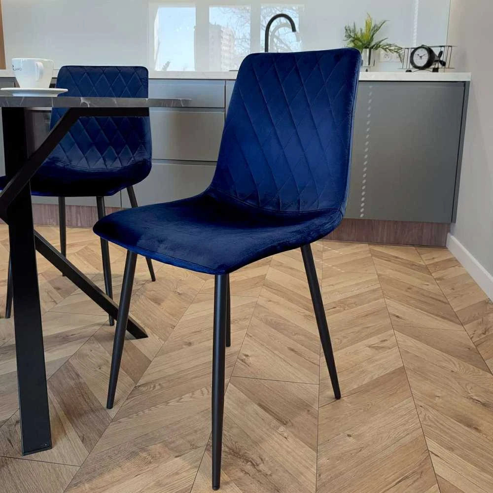 Dexter Velvet tamsiai mėlyna minkšta kėdė