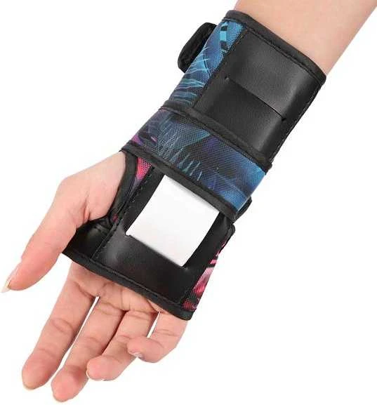 H734 Baltas DYDIS. M NILS EXTREME PROTECTOR RINKINYS