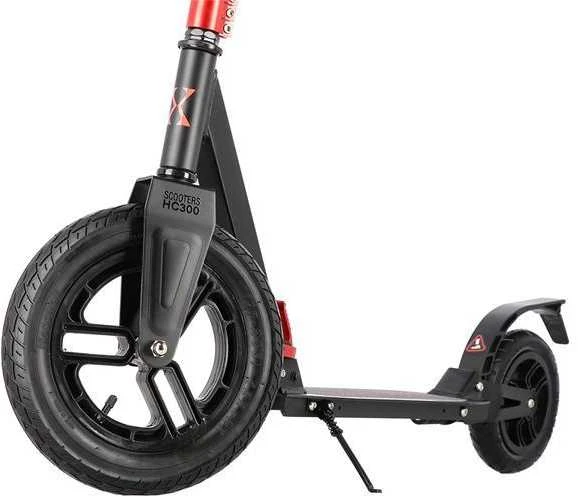 HC300 RAUDONAS MOTOROLERIS SU ĮSIurbiamais ratais NILS EXTREME