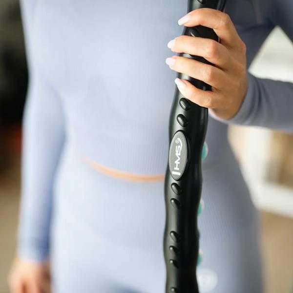 HHP006 JUODAI MĖLYNAI HULA HOP MASAŽAS SU MAGNETAIS 98cm HMS
