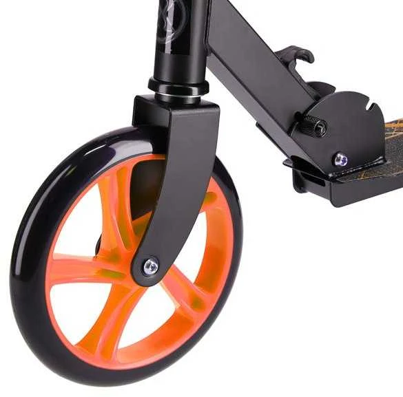 HM0106 ORANŽINĖ PAspirtukas NILS EXTREME