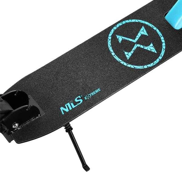 HM1302 Juodas SCOOTER NILS EXTREME