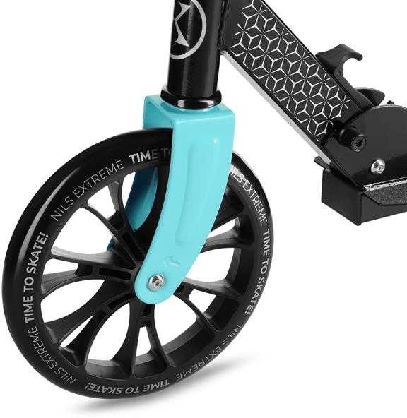 HM1302 Juodas SCOOTER NILS EXTREME