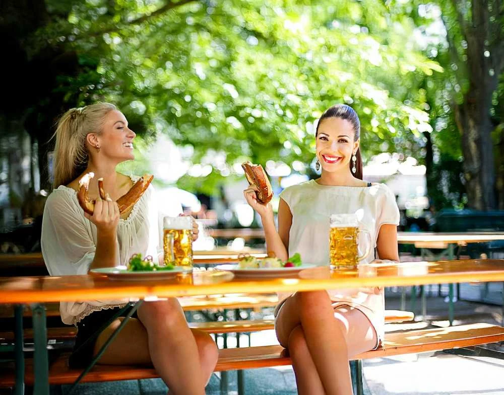 Lauko baldų komplektas LAGER plieno ir medinis komplektas: stalas + 2 suolai 220 cm