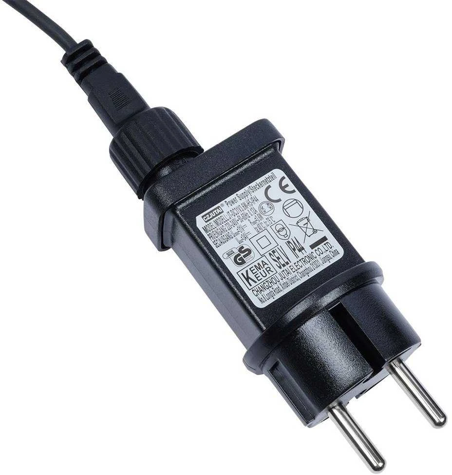 LED sodo girlianda 10 vnt 7,5 m