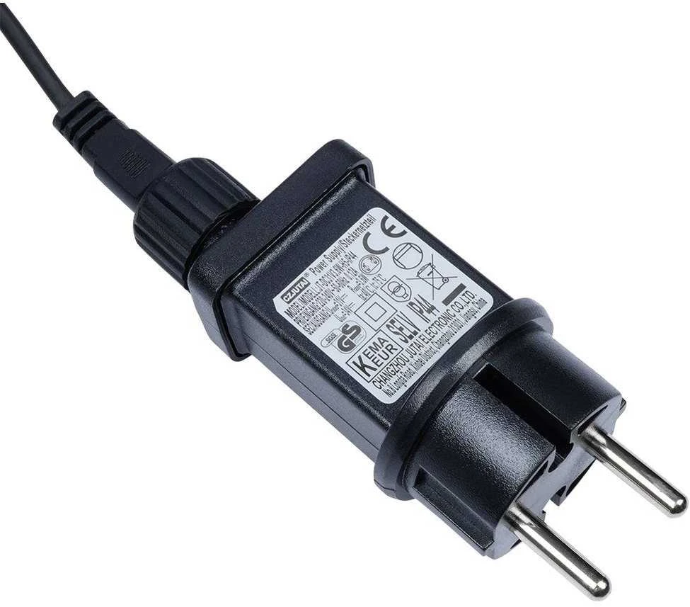 LED sodo girlianda 6 vnt 5,5 m