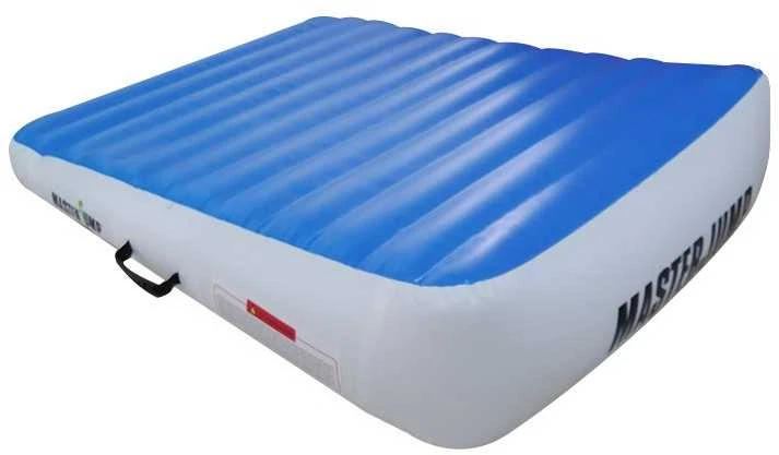 MASTERJUMP pripučiamas pakreiptas kilimėlis 180 x 120 x 20-65 cm
