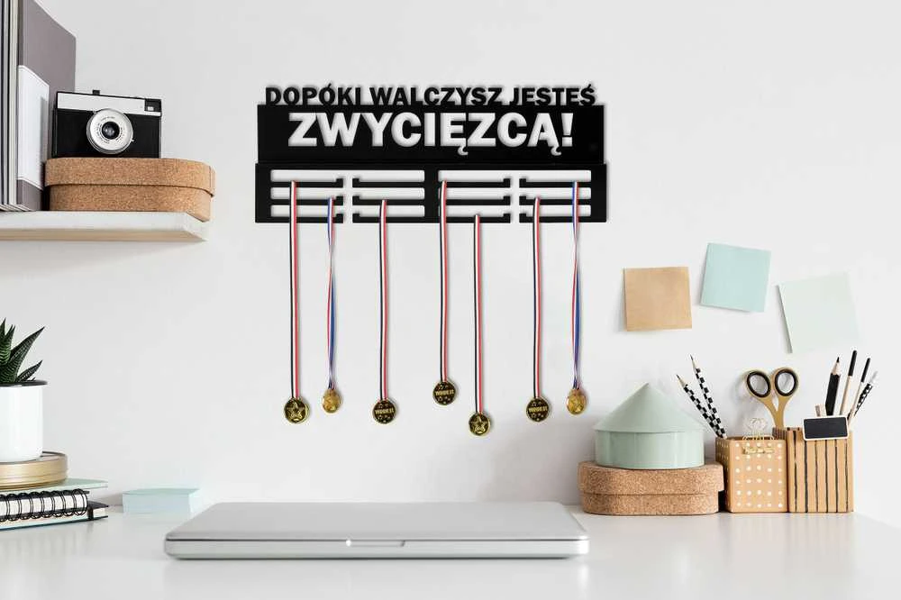 Medalių kabykla KOL KOVOSI, TU ESI LAIMĖTOJAS!