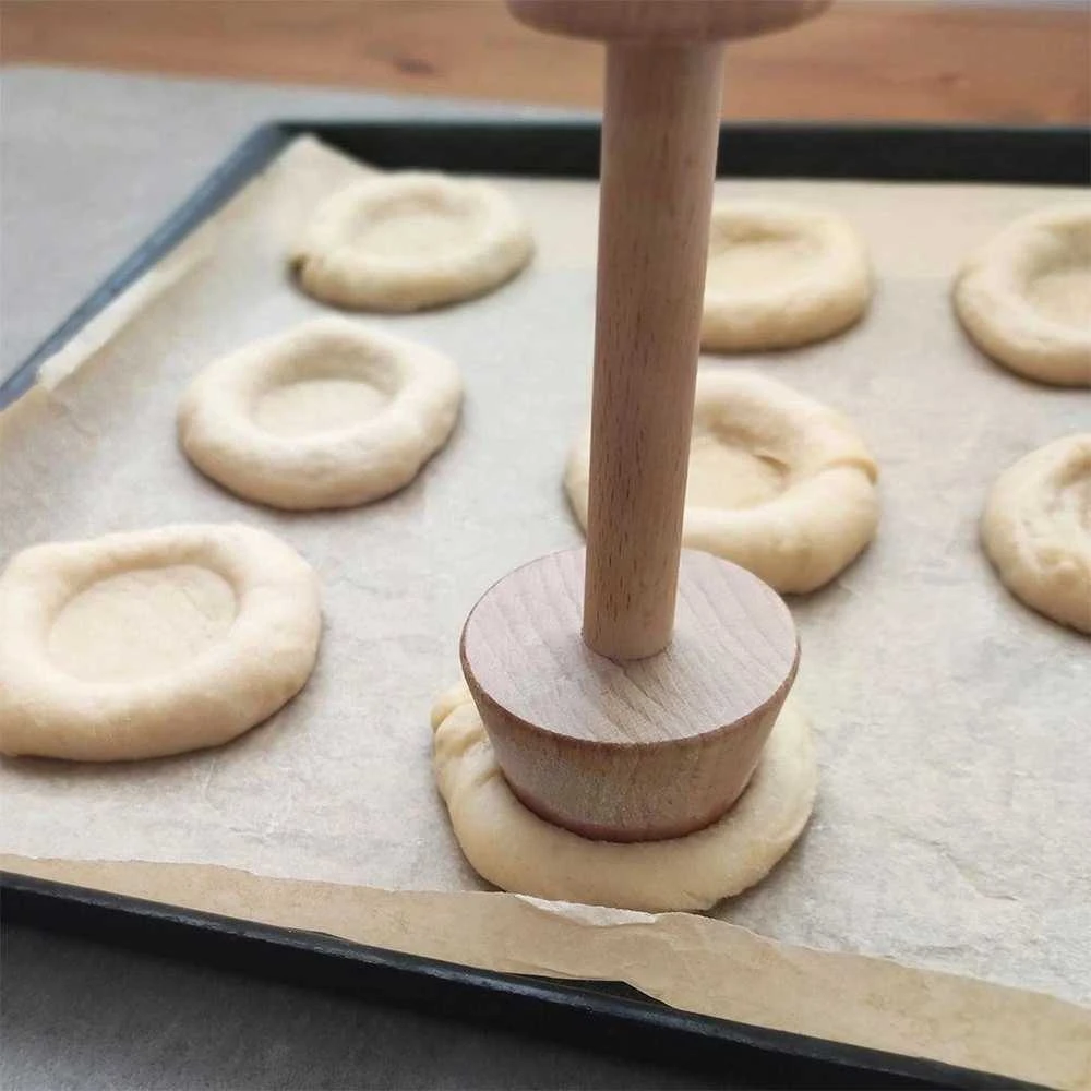 Medinė dvipusė tartletės tamperė 4/5,5 cm