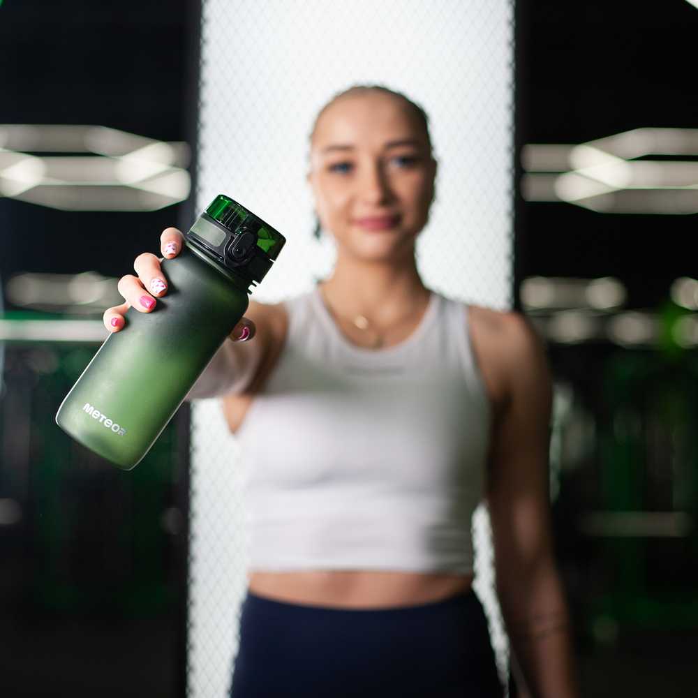 Gertuvė „Meteor“ 650 ml sportinis butelis, tamsiai žalias