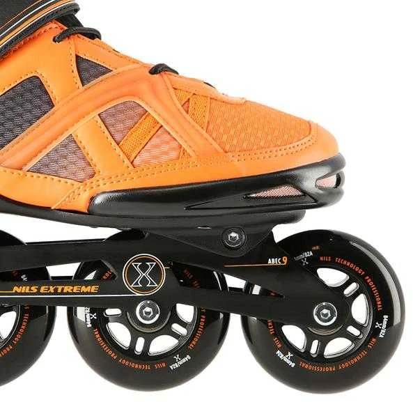 NA14112 JUODAI ORANŽINIS DYDIS. 40 NILS EXTREME INLINE pačiūžos
