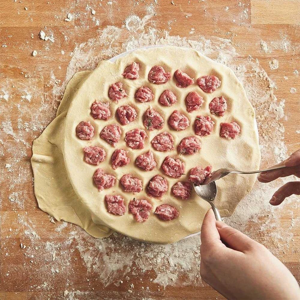 Pierożnica koldūnų forma koldūnams 37 vnt 2,5 cm