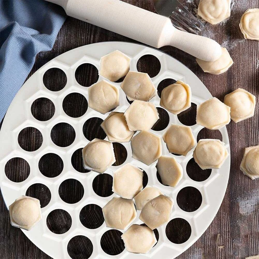 Pierożnica koldūnų forma koldūnams 37 vnt 2,5 cm