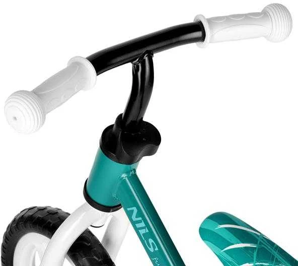 RB134 BALANCE BIKE Žalias WHEELS 10'' NILS FUN