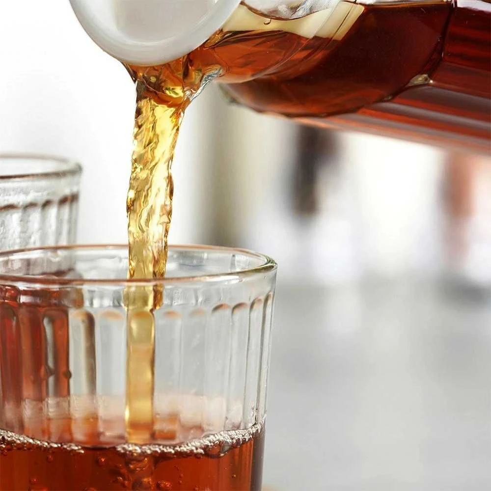 Stiklinės ir stiklinis ąsotis su dangteliu 1,1 l / 190 ml 5 vnt.