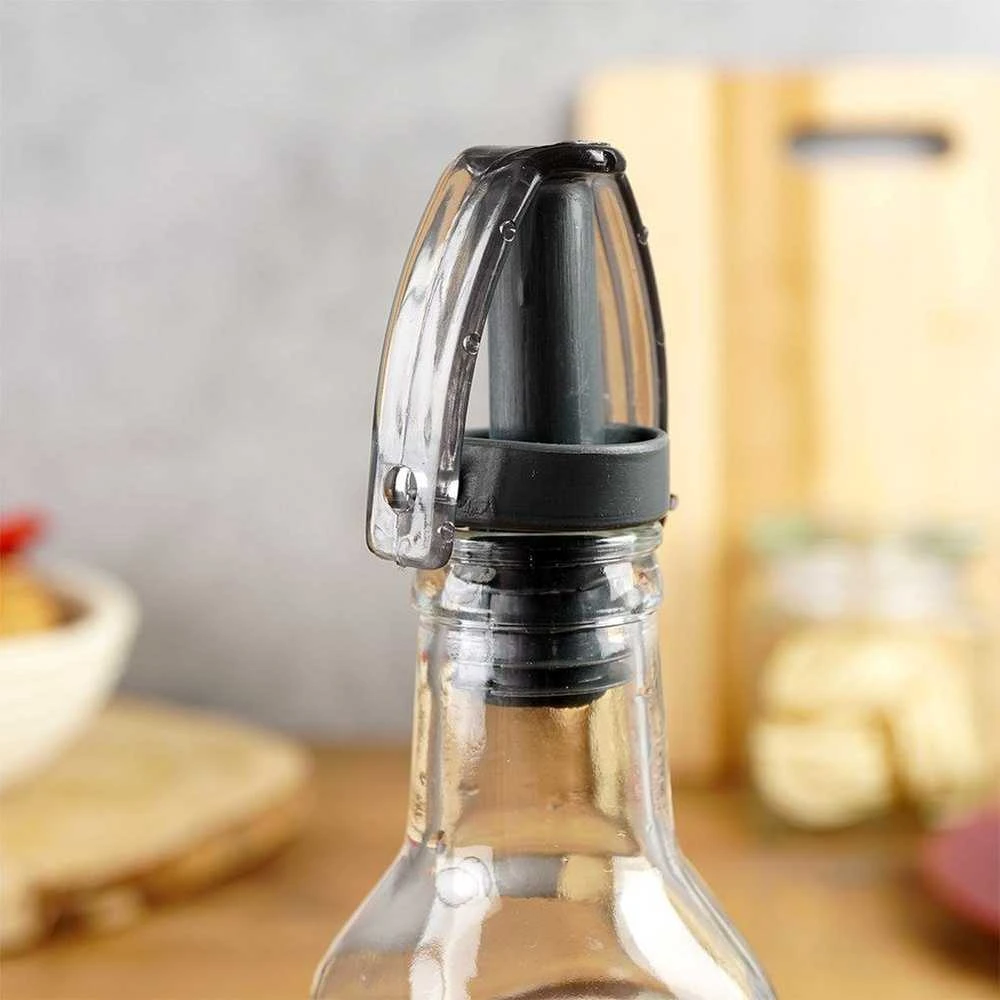 Stiklinis butelis aliejui arba actui su dozatoriumi 250 ml
