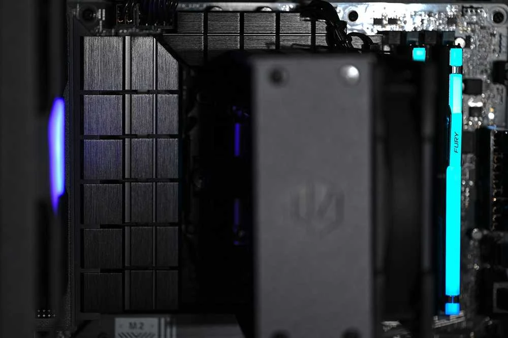 Stacionarus kompiuteris Actina 5901443410287 PC AMD Ryzen™ 5 8400F 32 GB DDR5-SDRAM 1 TB SSD Intel Arc B580 Midi Tower Juodas