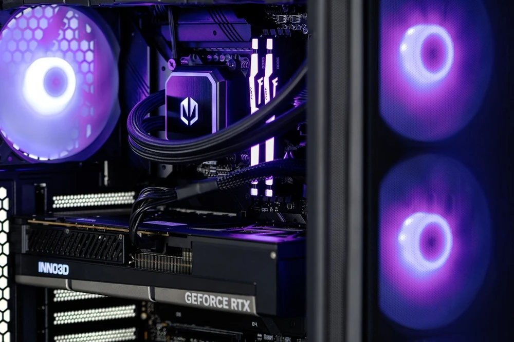 Stacionarus kompiuteris Actina 5901443414063 asmeninis kompiuteris Intel Core Ultra 9 285K 64 GB DDR5-SDRAM 2 TB SSD NVIDIA GeForce RTX 5090 Midi Tower Juodas