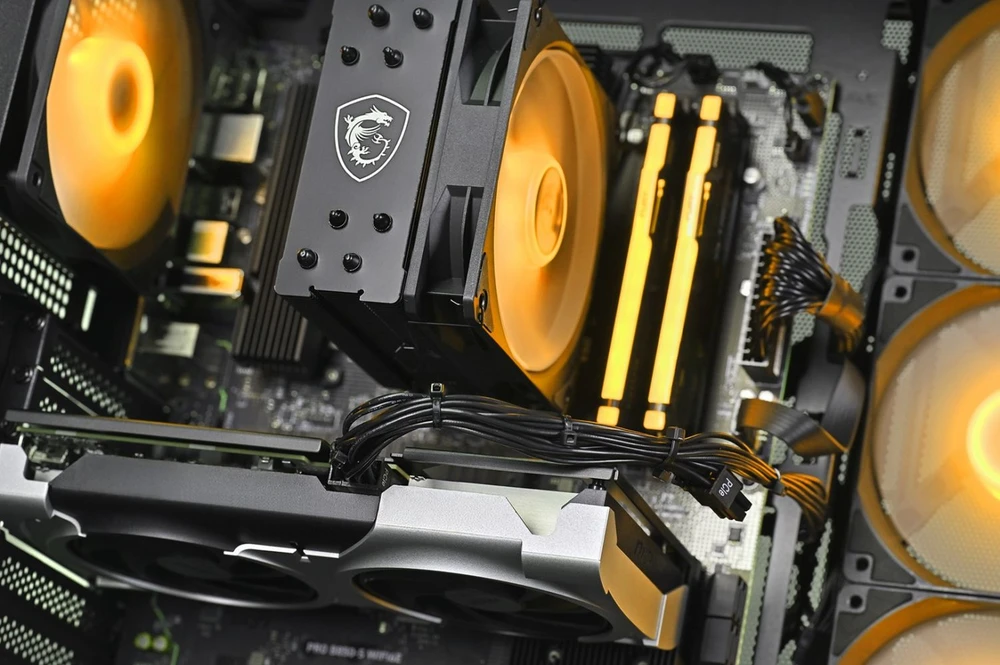 Ausinės Actina 5901443441229 Kompiuteris Intel Core Ultra 5 245KF 16 GB DDR5-SDRAM 1 TB SSD NVIDIA GeForce RTX 5060 Midi Tower Juodas