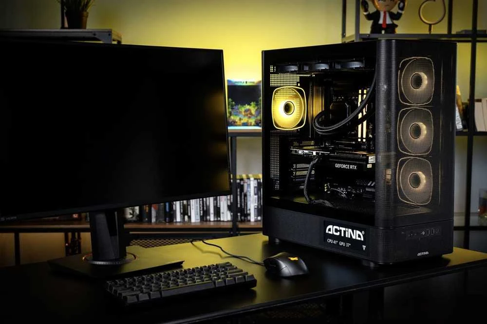 Ausinės Actina 5901443441908 PC Intel Core Ultra 7 270K Plus 32 GB DDR5-SDRAM 1 TB SSD NVIDIA GeForce RTX 5080 Midi Tower Juodas