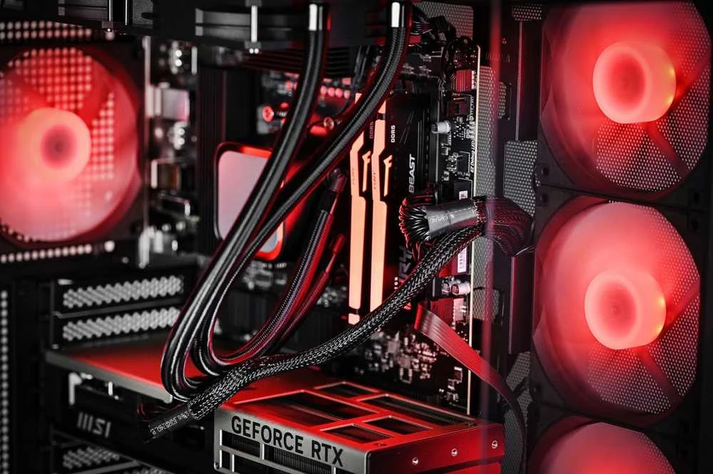 Ausinės Actina 5901443441236 PC Intel Core Ultra 5 245KF 16 GB DDR5-SDRAM 1 TB SSD NVIDIA GeForce RTX 5060 Ti Midi Tower Juodas
