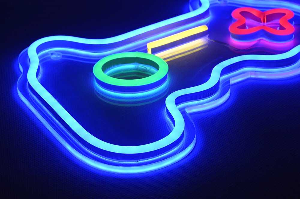 ActiveJet Suaktyvinkite AJE-NEON PAD neoninį šviesos diodą