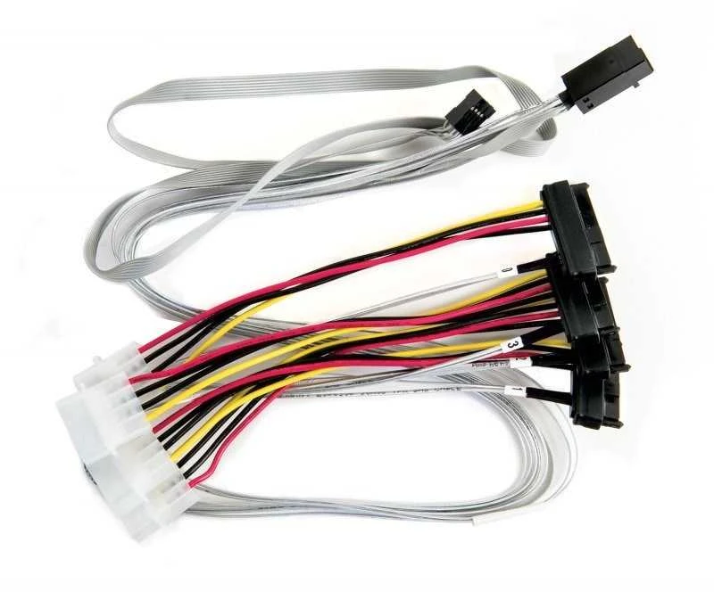 „Adaptec Microchip Technology 2280100-R“ nuosekliai prijungtas SCSI (SAS) kabelis, 0,8 m, 6 Gbit/s, daugiaspalvis, „Baltas“