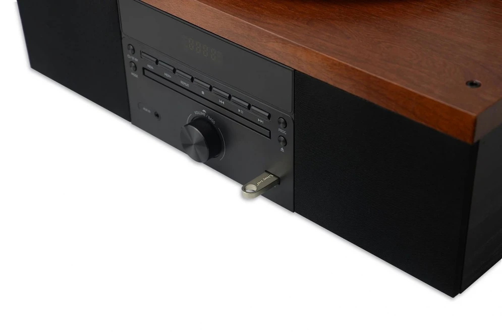 Akai ATT-14BT patefonas