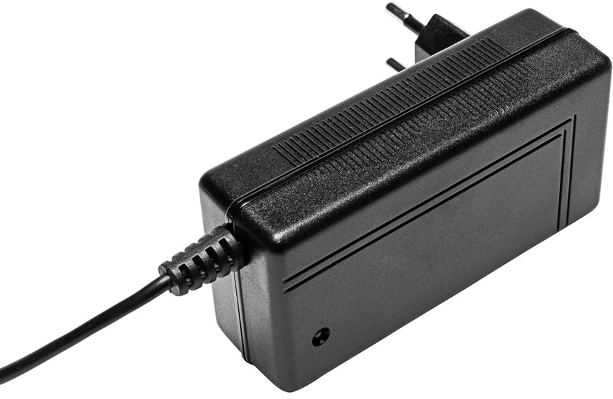 Akyga AK-PD-09 power adapter/inverter Indoor/outdoor 10.4 W Juodas