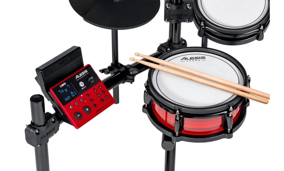 Alesis NITRO PRO rinkinys – elektroninių būgnų komplektas
