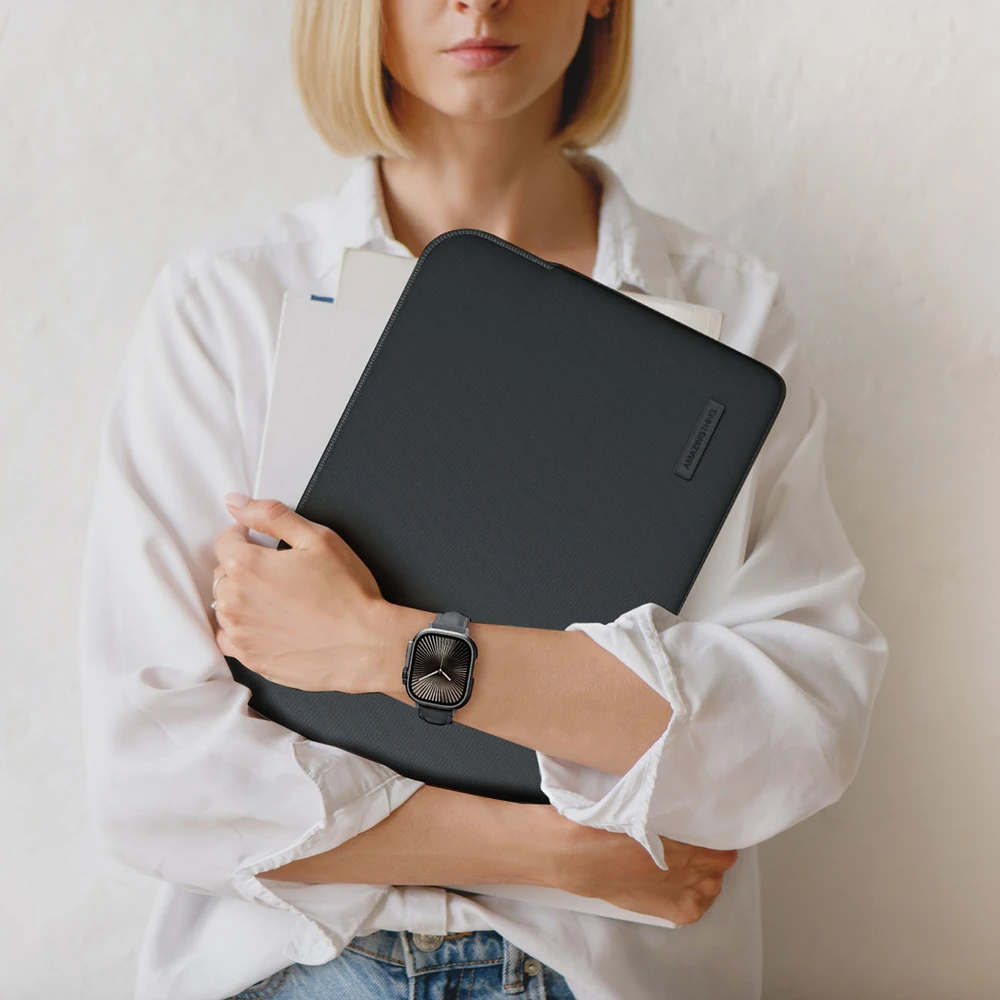 AmazingThing Minimal BasicBag Nešiojamas kompiuteris Bag for MacBook Neo 13" - Juodas