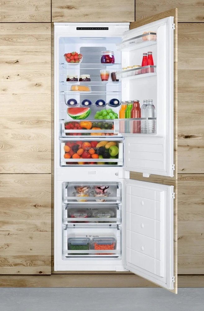 Amica BK3055.6 NFM(E) įmontuojamas šaldytuvas su „Total No Frost“ technologija, baltas, 244 l