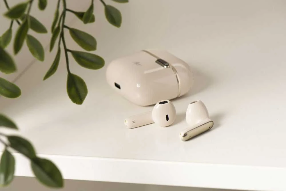 ART BT Ausinės With HQ Mikrofonas TWS USB-C baltas