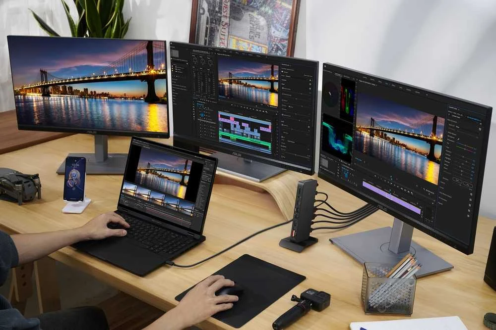 Asus Triple 4K Thunderbolt 4 dokas | Ethernet LAN (RJ-45) jungtys 1 | HDMI jungtys 2 kiekis