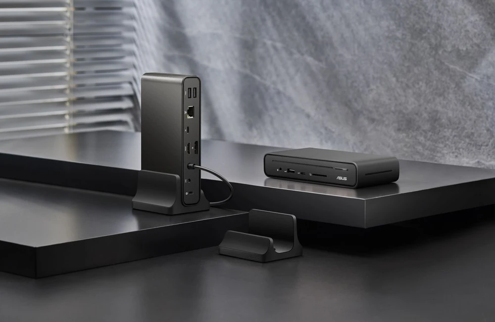 Asus | DC300 trijų ekranų USB-C dokas | 90XB08CN-BDS090 | DisplayPort jungčių kiekis: 1 | HDMI jungčių kiekis: 1 | Ethernet LAN