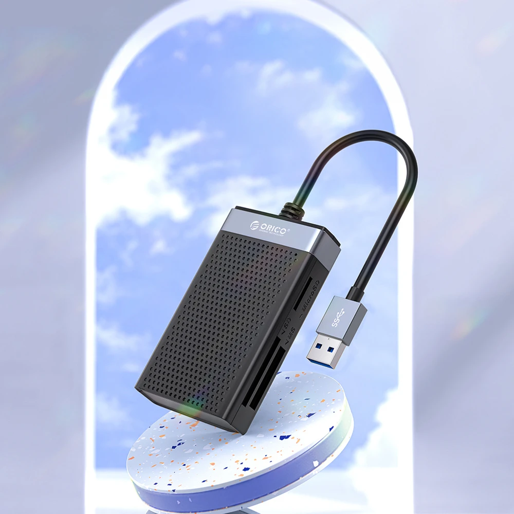 Orico CL4D-A3 USB-A 3.0 SD Micro SD CF MS 5 Gb/s atminties kortelių skaitytuvas - Juodas ir Sidabrinis