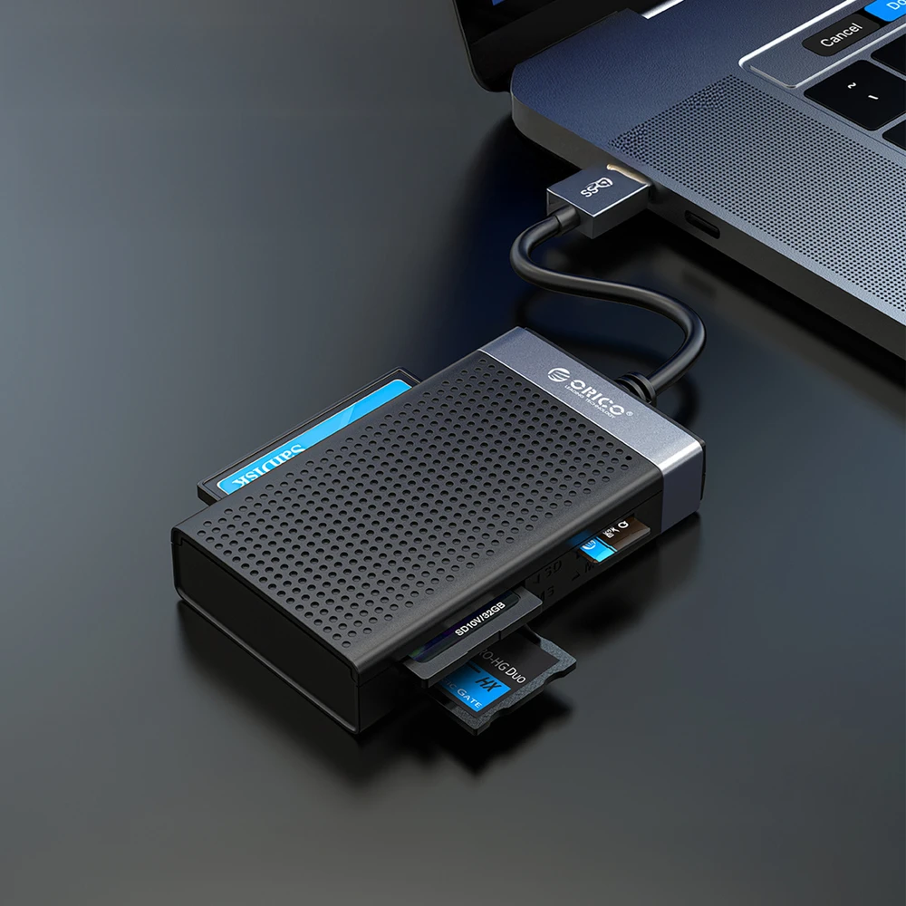 Orico CL4D-A3 USB-A 3.0 SD Micro SD CF MS 5 Gb/s atminties kortelių skaitytuvas - Juodas ir Sidabrinis