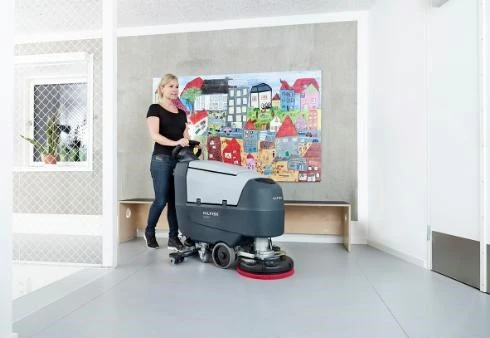 Grindų plovimo mašina NILFISK SCRUBBER SC401 43 B