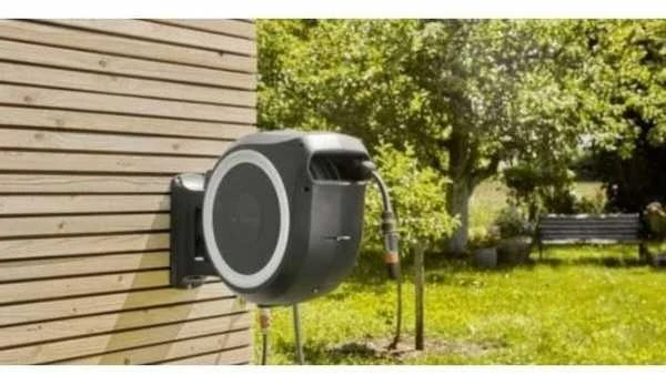 Gardena Ritė su žarna ir purkštuvu tvirtinama prie sienos RollUp XL 35m, pilka